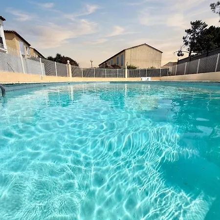 Cozy Place With Swimming Pool, Terrace And Small Garden Appartement Sainte-Maxime